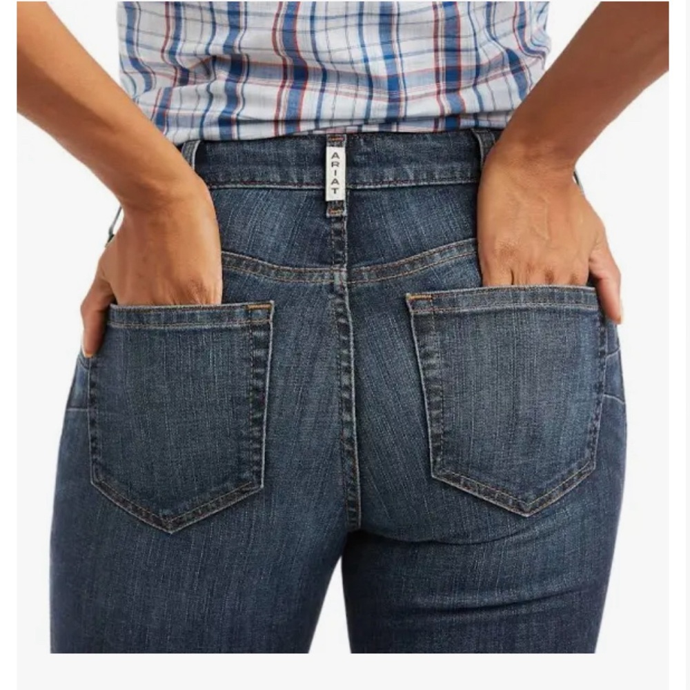 Ariat Women’s R.E.A.L High Rise Brynlee Flare Jean